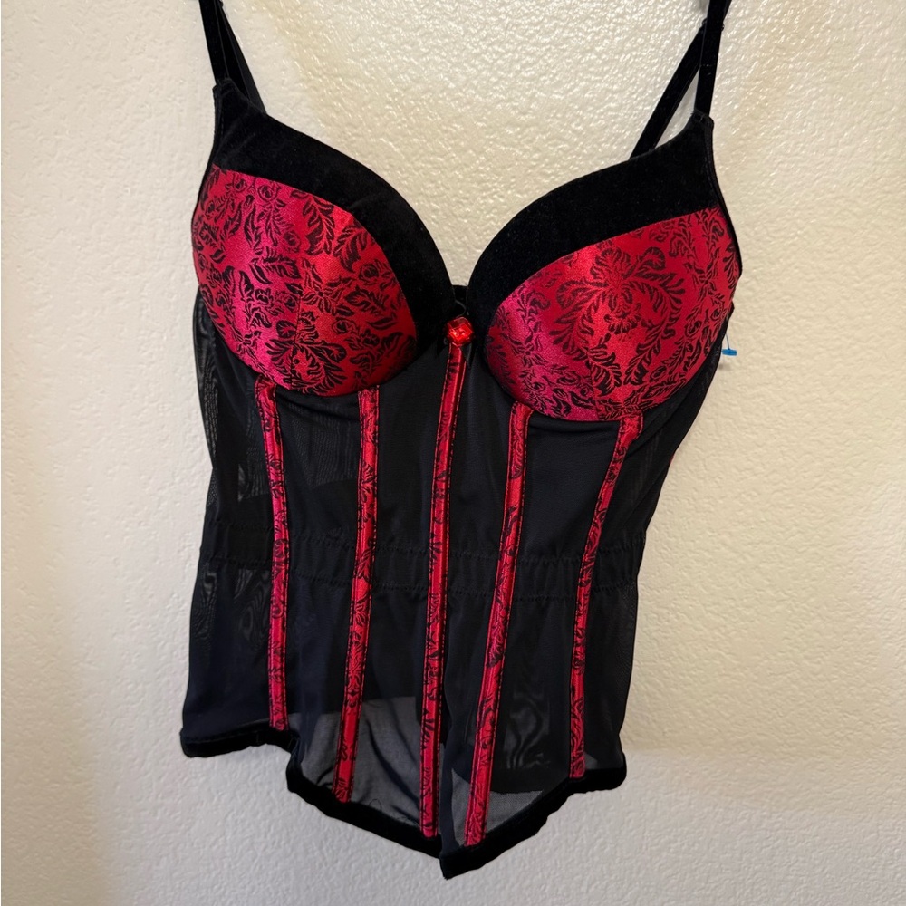 Chic Black and Red Lace Bustier